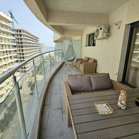 Studio 81 - Casa Del Mar, Mamaia Nord Buitenkant foto