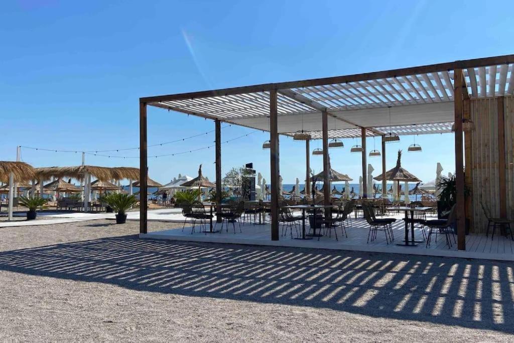 Studio 81 - Casa Del Mar, Mamaia Nord Buitenkant foto