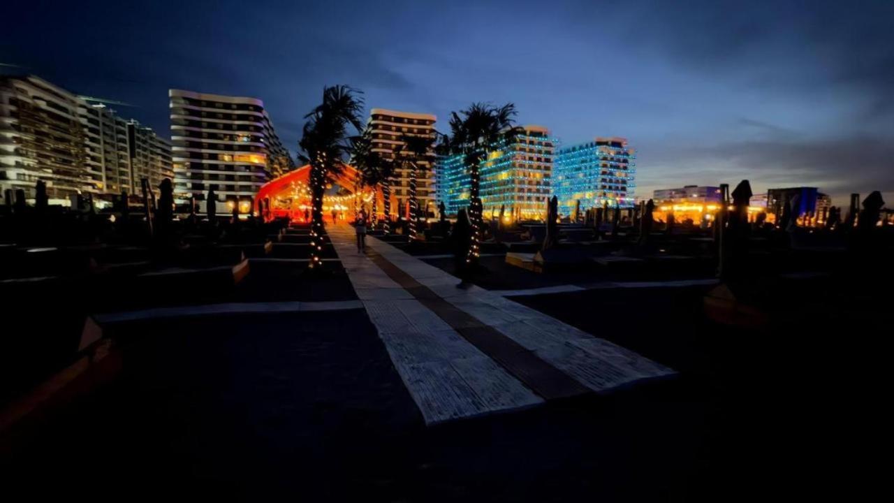 Studio 81 - Casa Del Mar, Mamaia Nord Buitenkant foto